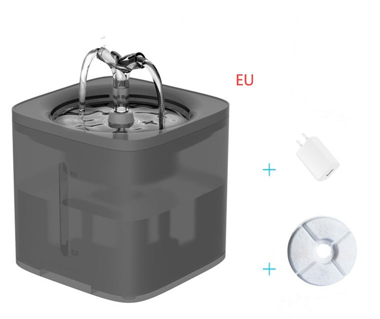Automatic drinking fountain for cats and dogs